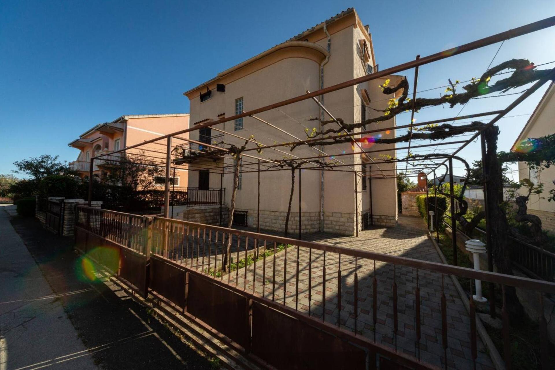 Three Bedroom Apartment In Biograd Weißenburg Exterior foto