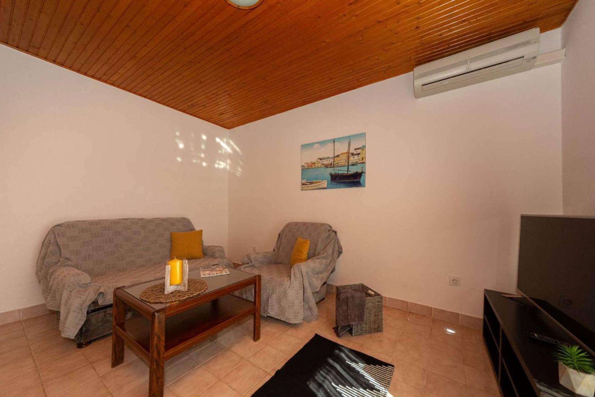 Three Bedroom Apartment In Biograd Weißenburg Exterior foto
