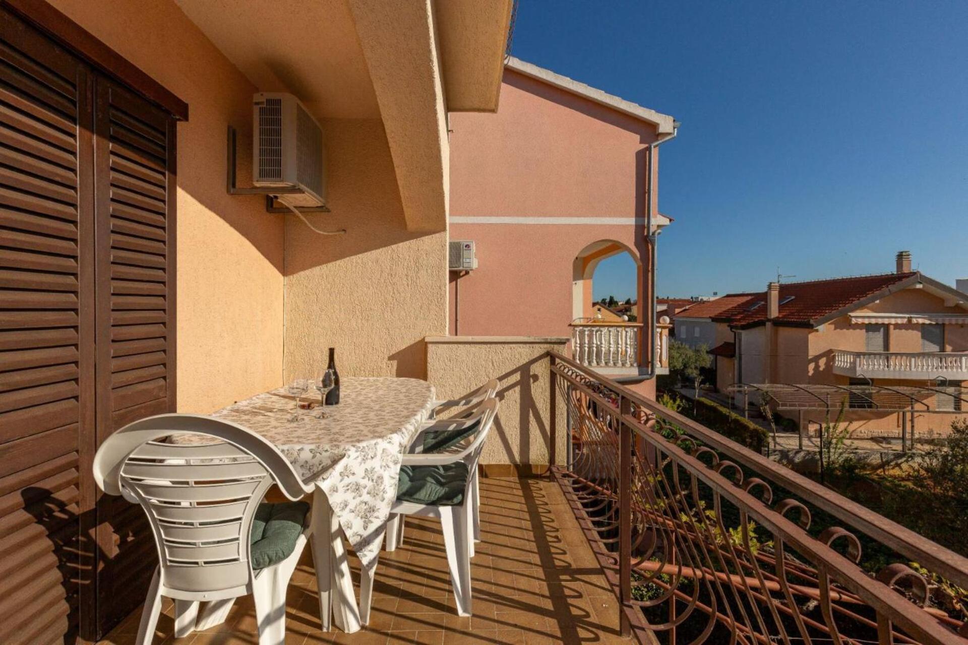 Three Bedroom Apartment In Biograd Weißenburg Exterior foto